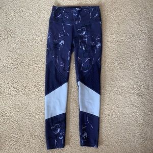 FABLETICS 💙 XS 💙 LEGGINGS 💙 ONLY $10!!!